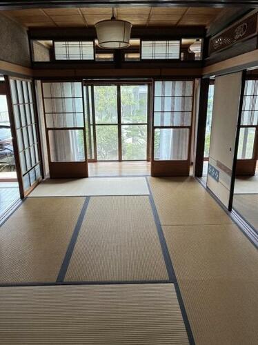 detached 滋賀県彦根市西葛籠町