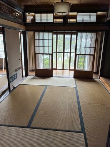 detached 滋賀県彦根市西葛籠町