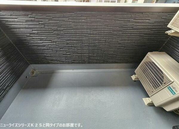 apartment 埼玉県北足立郡伊奈町内宿台１丁目
地図を見る