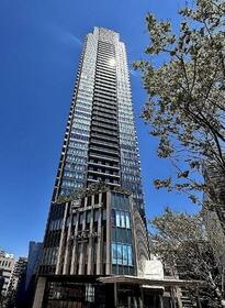 ＴＨＥ　ＹＯＫＯＨＡＭＡ　ＦＲＯＮＴ　ＴＯＷＥＲ