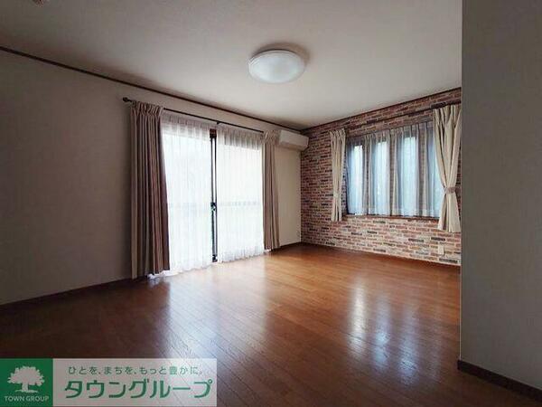 detached 東京都狛江市岩戸北２丁目

地図を見る