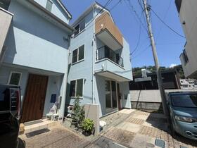 神奈川県横浜市鶴見区駒岡１丁目