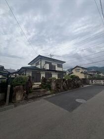 広島県広島市安佐北区亀崎１丁目