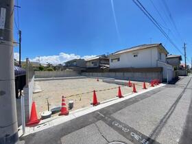 大阪府堺市西区浜寺諏訪森町東３丁