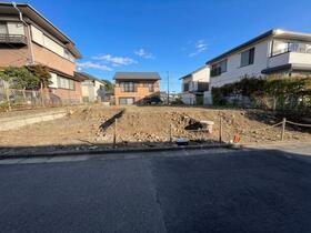 神奈川県横須賀市湘南鷹取３丁目