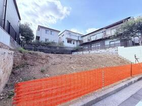 神奈川県横浜市泉区岡津町