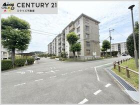Cマンション 4号棟