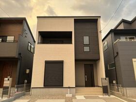 愛知県豊田市小坂町１３丁目