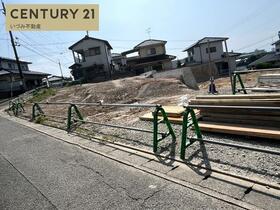 福岡県福岡市東区青葉６丁目
