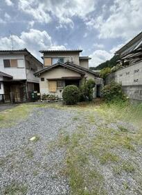 滋賀県大津市穴太３丁目