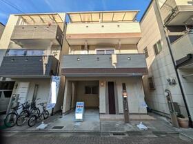 大阪府大阪市港区市岡２丁目