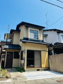 京都府京都市左京区修学院千万田町