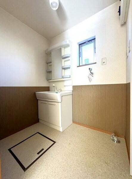 apartment 栃木県栃木市大平町富田
地図を見る