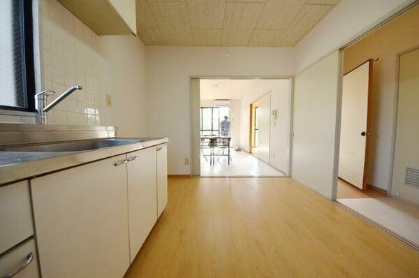 apartment 埼玉県上尾市五番町
地図を見る