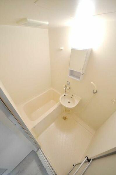 apartment 埼玉県上尾市五番町
地図を見る