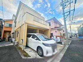 大阪府堺市西区浜寺諏訪森町中１丁