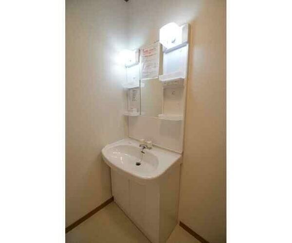 detached 埼玉県越谷市蒲生本町
地図を見る