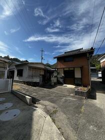 兵庫県高砂市阿弥陀町長尾