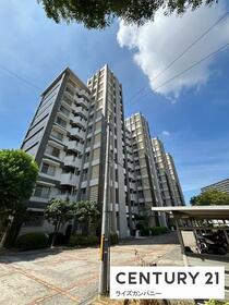 陵南住宅１号棟