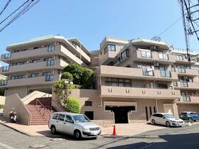 ロイヤルプラザ三ツ沢