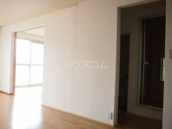 apartment 埼玉県北葛飾郡杉戸町高野台西１丁目
地図を見る
