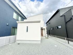 奈良県大和高田市西三倉堂１丁目