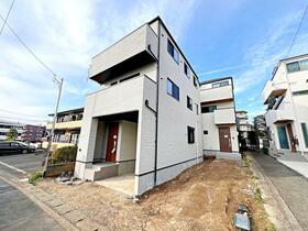 神奈川県横浜市青葉区市ケ尾町