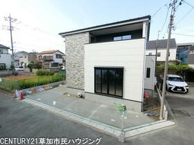 埼玉県草加市遊馬町