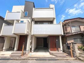 埼玉県川口市南前川１丁目