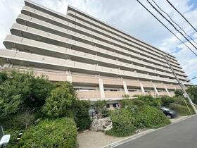 リバーガーデン三国ヶ丘けやき通り