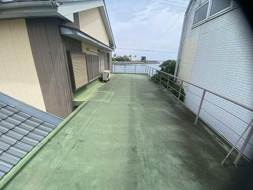 detached 徳島県小松島市南小松島町