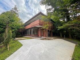 神奈川県足柄下郡箱根町仙石原