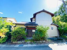 京都府京都市左京区岩倉幡枝町