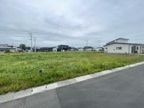 青森県八戸市大字尻内町字下根市