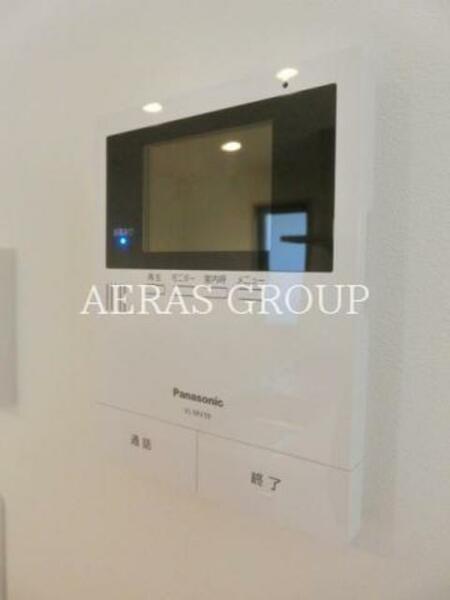 detached 埼玉県蕨市南町３丁目

地図を見る