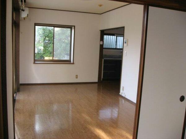detached 埼玉県坂戸市大字中小坂
地図を見る