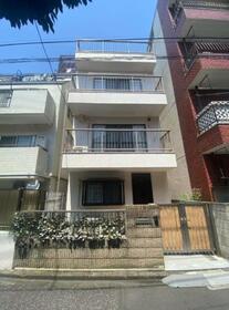 東京都文京区本駒込５丁目