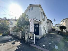 東京都八王子市元八王子町３丁目