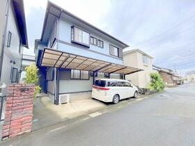 埼玉県上尾市小泉３丁目