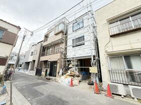 東京都足立区西新井本町１丁目