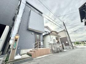 埼玉県さいたま市中央区大戸６丁目