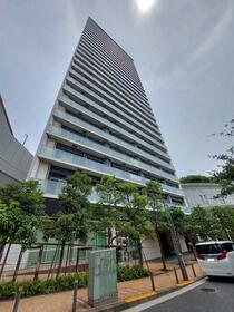 プリズムタワー