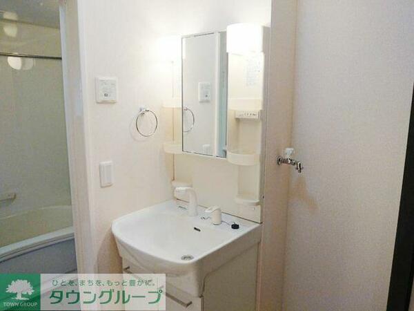 apartment 埼玉県越谷市蒲生西町２丁目
地図を見る