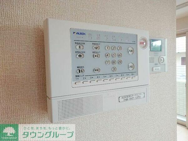 apartment 埼玉県越谷市蒲生西町２丁目
地図を見る