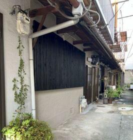 京都府京都市下京区西洞院通六条下る東側町