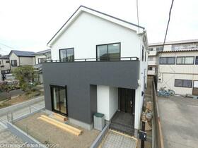 埼玉県草加市稲荷４丁目