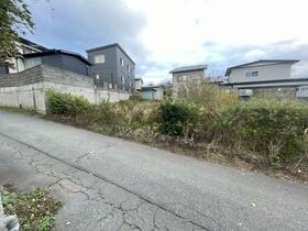 青森県八戸市大字白銀町字雷