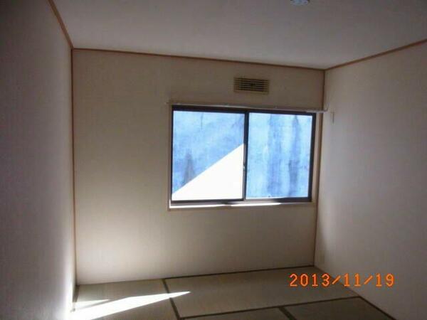 detached 東京都港区赤坂６丁目

地図を見る