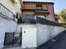 愛知県知多郡東浦町大字緒川字金十根