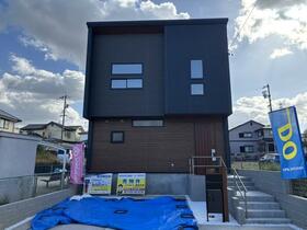 愛知県豊田市三軒町２丁目